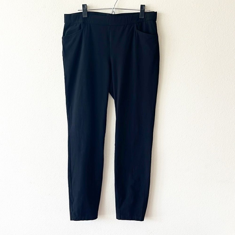 Eileen Fisher Black Back Ankle Zip Trouser Pants